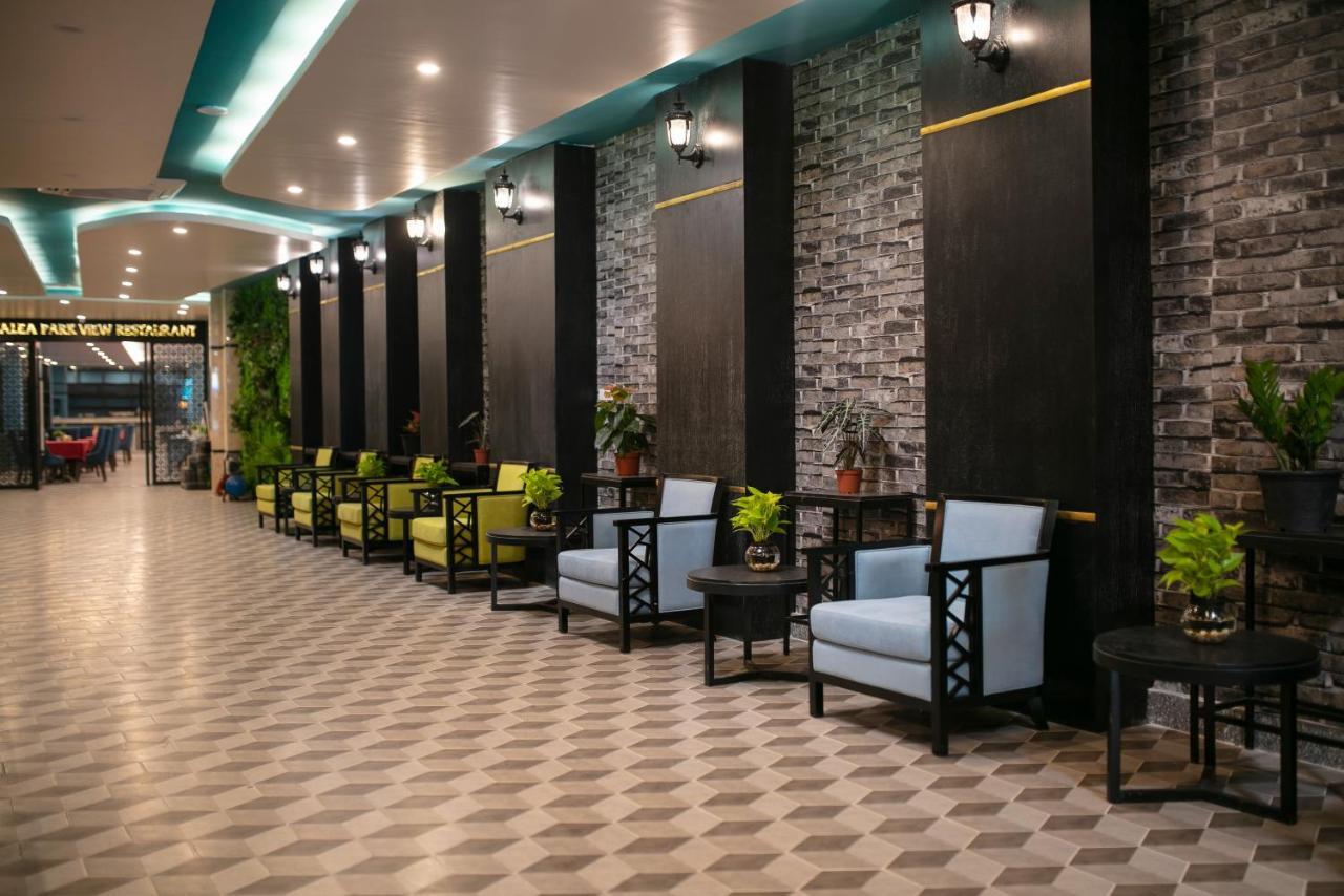 Azalea Parkview Hotel Vientiane Bagian luar foto