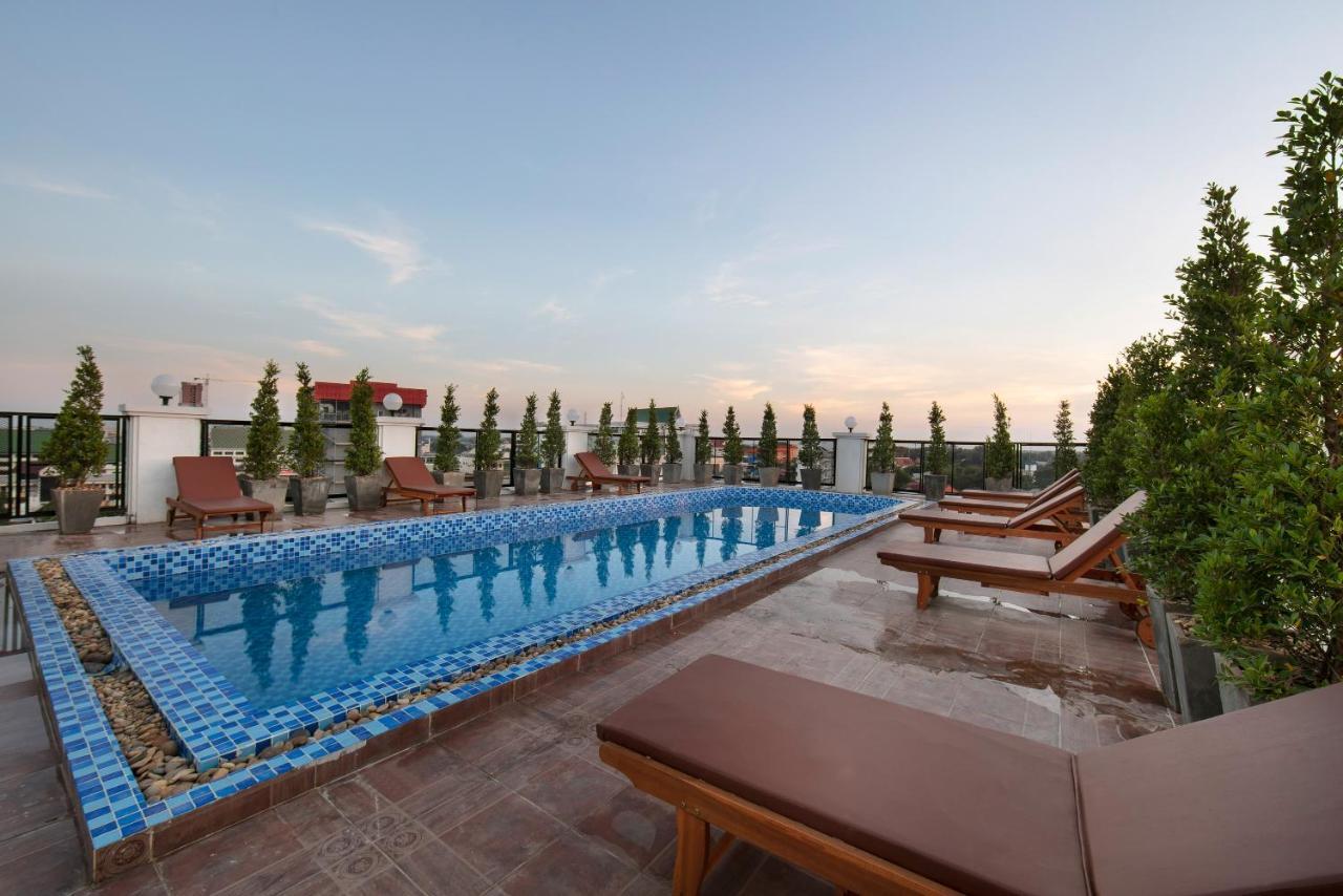 Azalea Parkview Hotel Vientiane Bagian luar foto