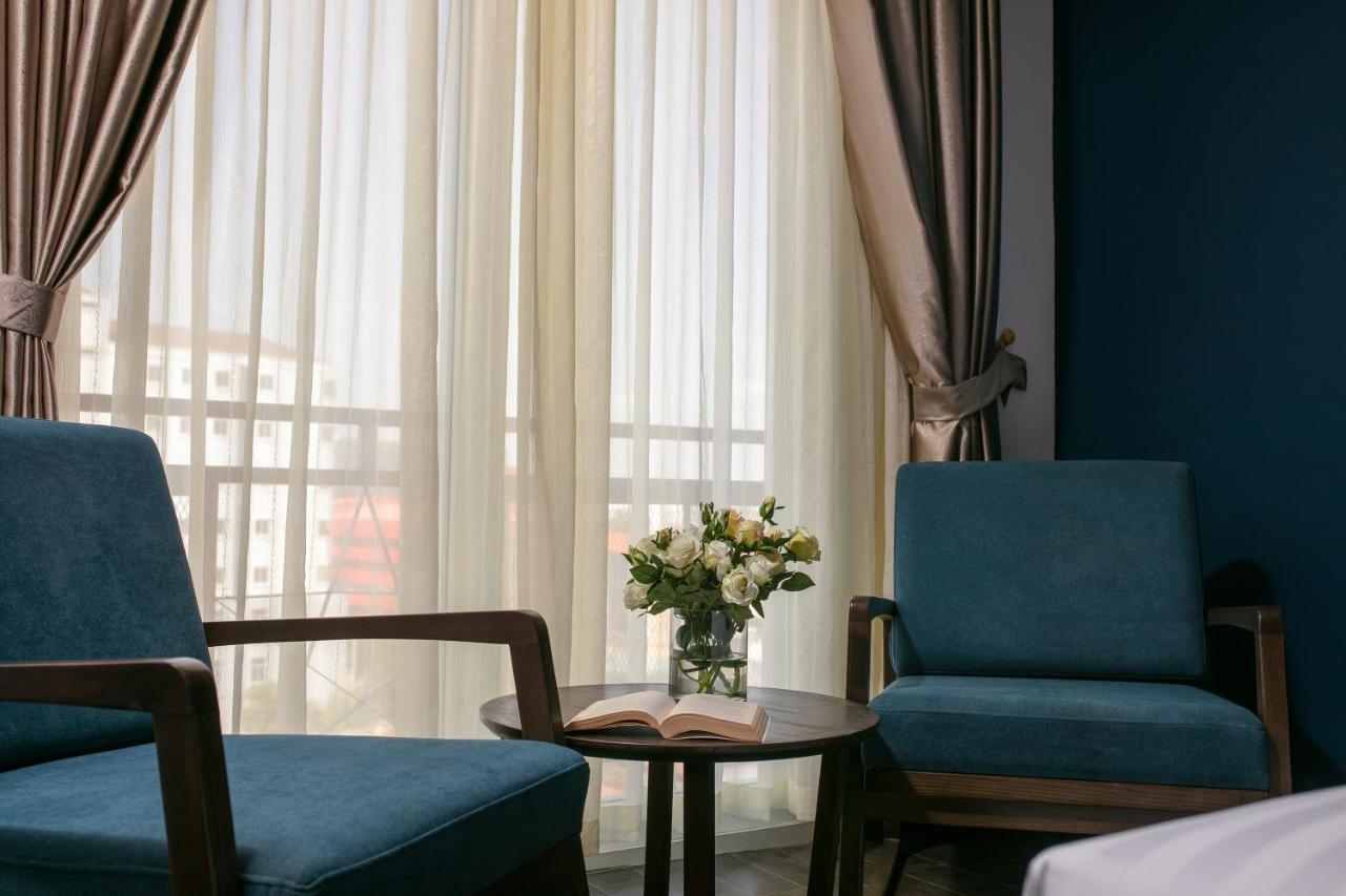 Azalea Parkview Hotel Vientiane Bagian luar foto